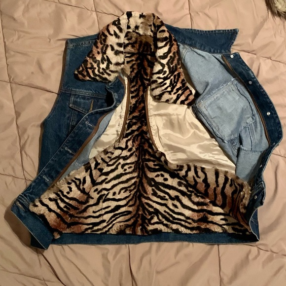 JEAN CRISAN FOURRURE woman’s denim/rabbit fur jacket vest. - Picture 6 of 11